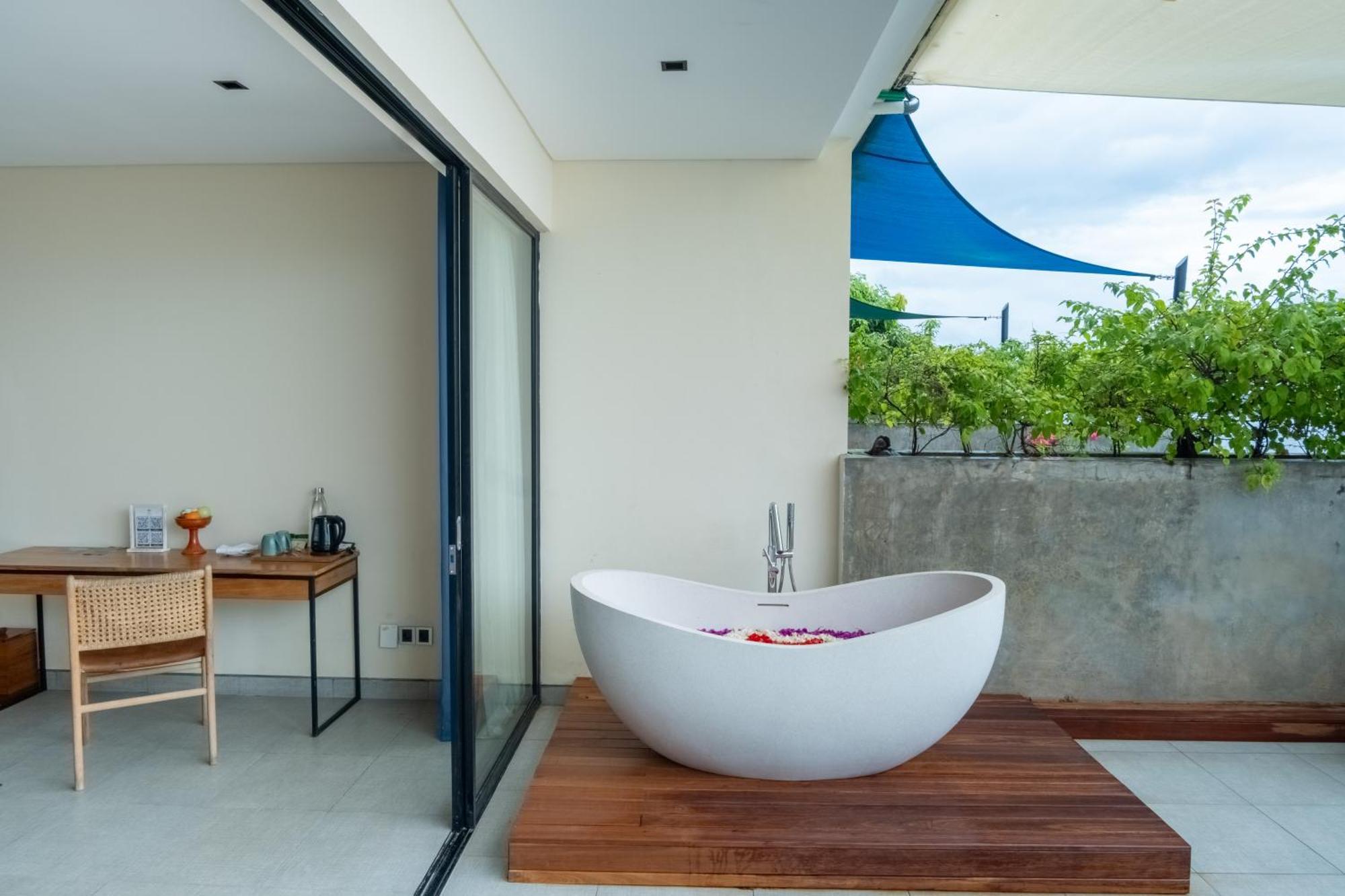 Adiwana Warnakali Resort Toyapakeh Ngoại thất bức ảnh